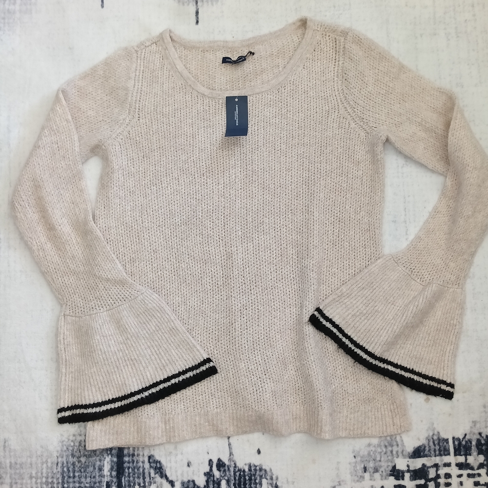American Eagle Sweater Women Cream NWT Bell‎ Sleeve Black Trim Crewneck Pullover